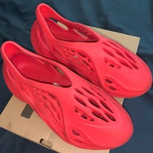 Yeezy Foam Runner Vermillion